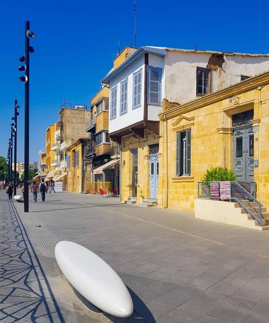 Central Square Apartment Nikosia Exterior foto