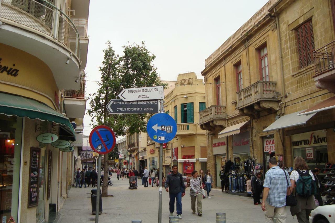 Central Square Apartment Nikosia Exterior foto