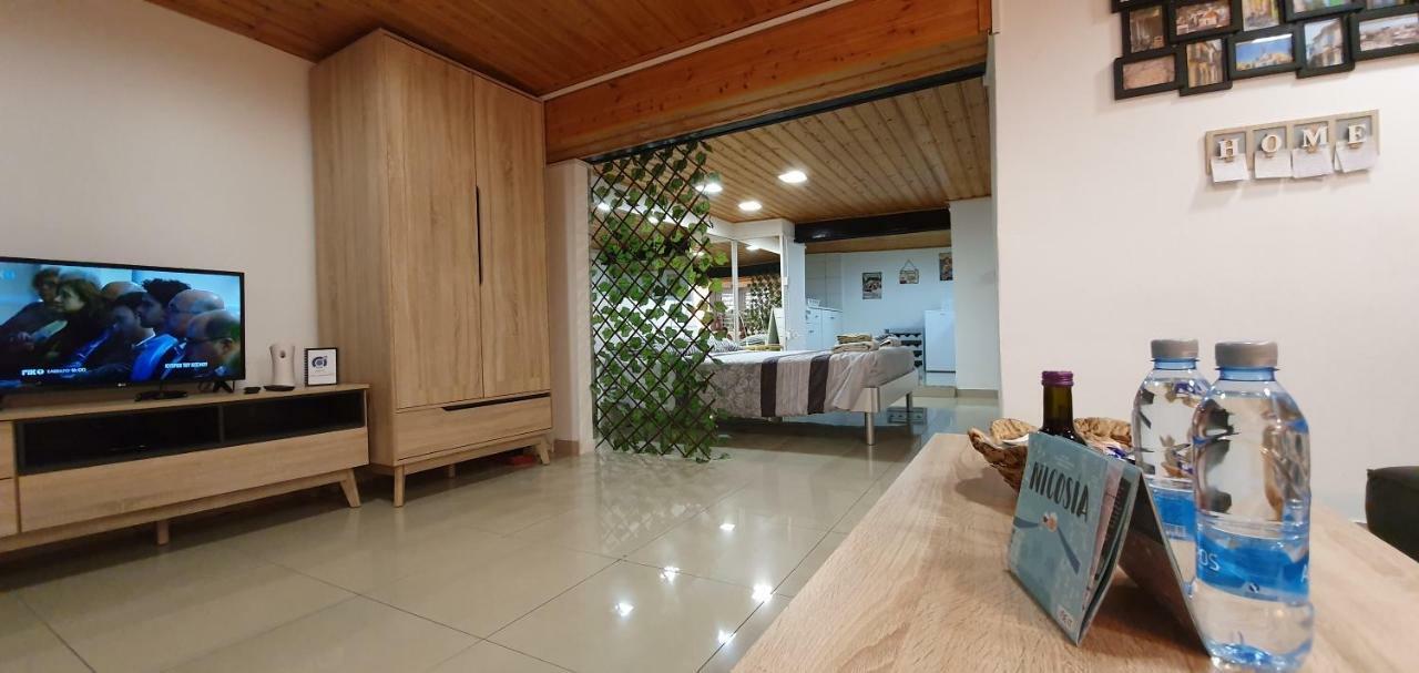 Central Square Apartment Nikosia Exterior foto