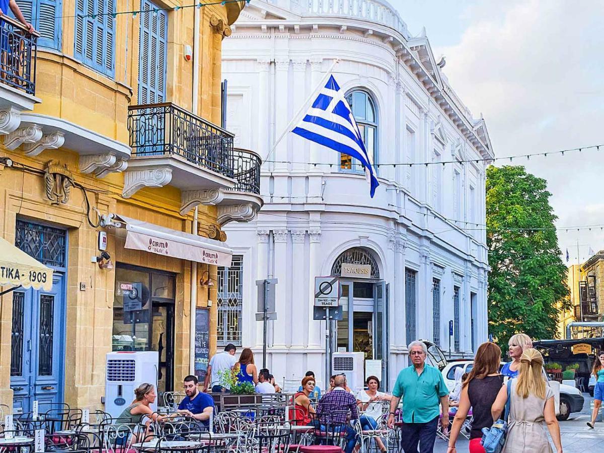 Central Square Apartment Nikosia Exterior foto
